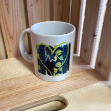 Load image into Gallery viewer, Sports Tumblers &amp; Mugs
