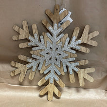 Load image into Gallery viewer, Lg wood snowflake decoration
