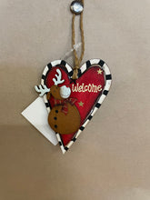 Load image into Gallery viewer, Small wooden Christmas ornaments with Saying
