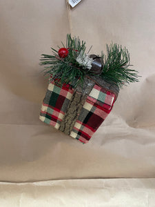 Red/Green plaid gift box ornament