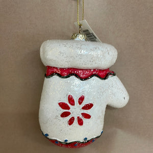 Red santa hat or white mitts ornament