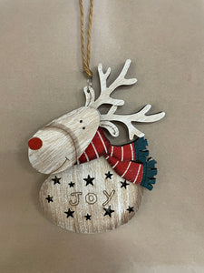 Wooden reindeer with scarf and saying